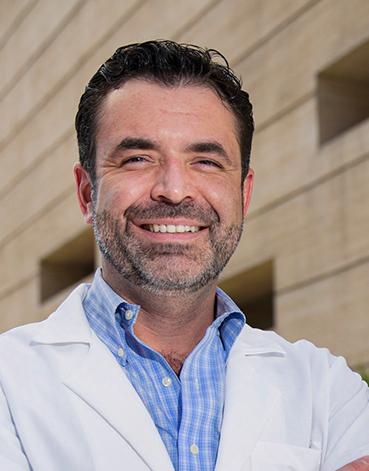 Dr. Alberto Nayib Evia Ramírez