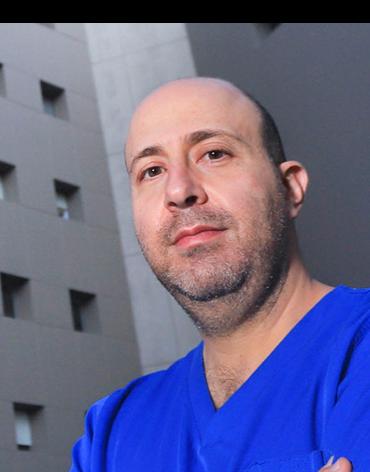 Dr. CARLOS MOCHON HALABE
