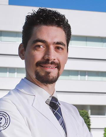 Dr. Daniel Garza Arriaga