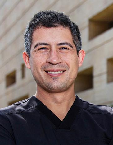 Dr. Daniel Ruiz Romero