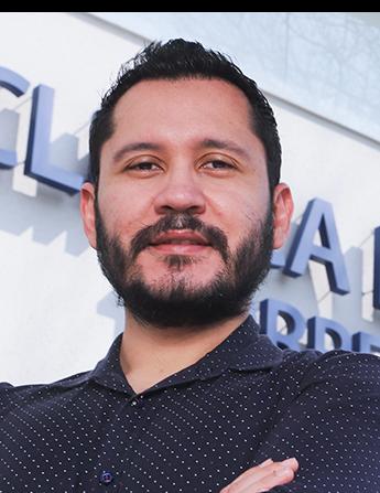 Dr. Daniel Uribe Cortés