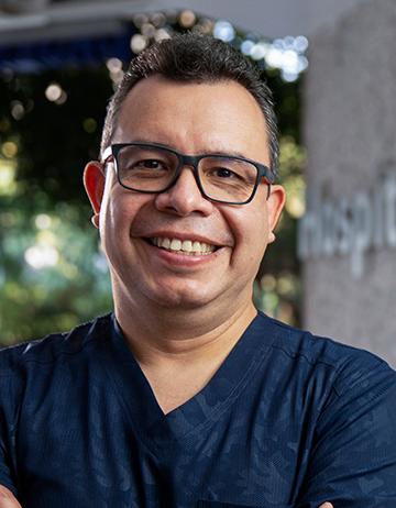 Dr. Eulalio Vivar Acevedo