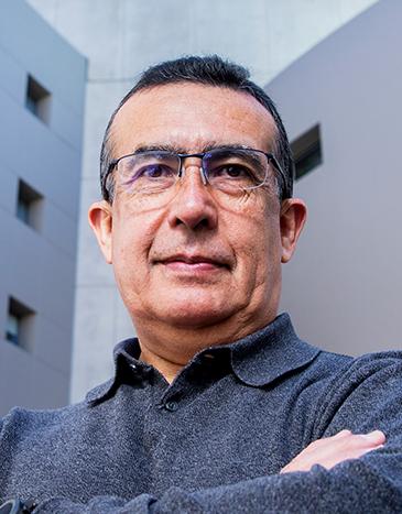 Dr. Francisco Revilla Pacheco