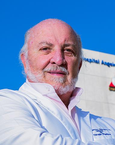 Dr. Guillermo Navarro Amieva