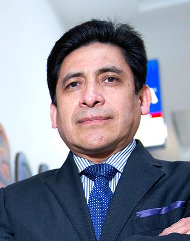 Dr. Javier Francisco Flores Ramírez