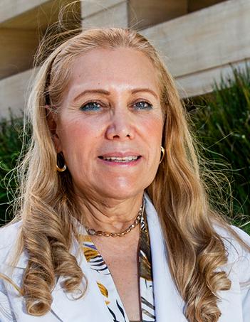 Dra. Ana Marcela Hernández Lugo