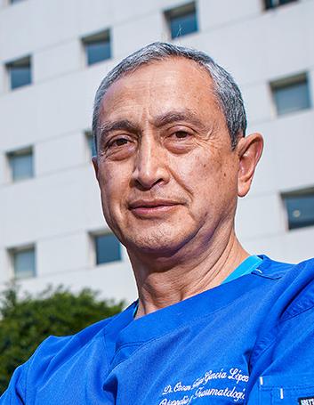 Dr. Ozcar Felipe García López