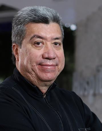 Dr. Pedro Delfino Castañeda Martínez