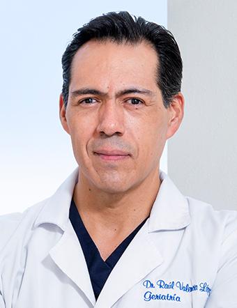 Dr. Raúl Valencia López
