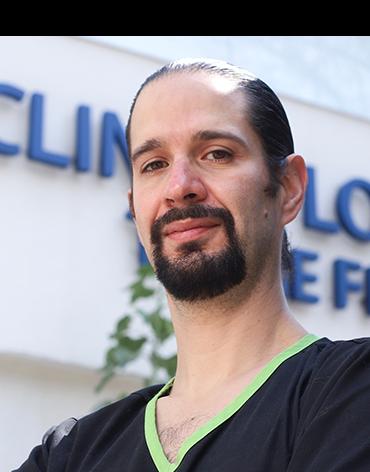 Dr. Ricardo Fernández Riera