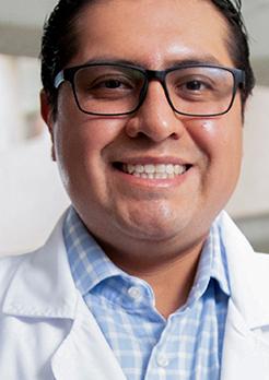 Dr. Roberto Jesús González Medina