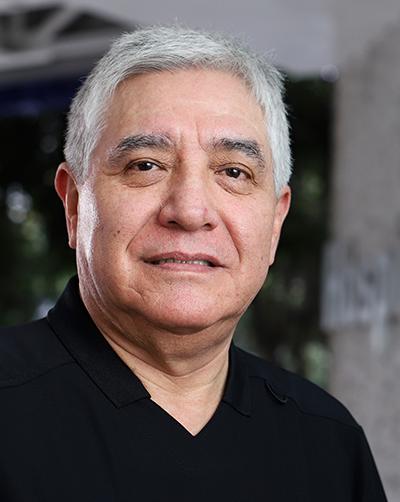 Dr. Víctor Hugo Gómez Martínez