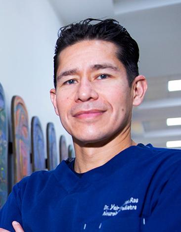Dr. Carlos Yair Garfias Rau