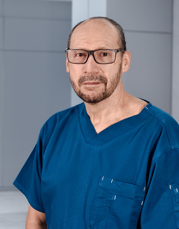 Dr. Alejandro Cárdenas Cejudo