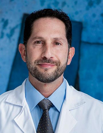 Dr. Antonio Cisneros Fuentes