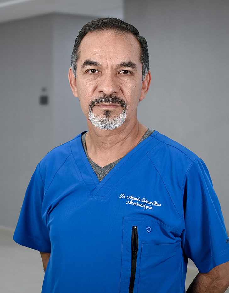 Dr. Antonio Solano Olmos