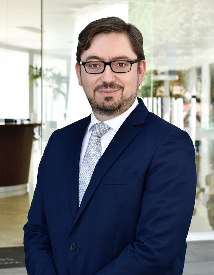 Dr. Arturo Galindo Fraga
