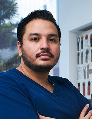 Dr. Cesar Alejandro López Lee