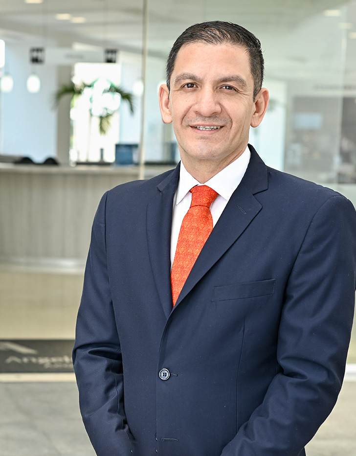 Dr. César Ortega Gutierrez