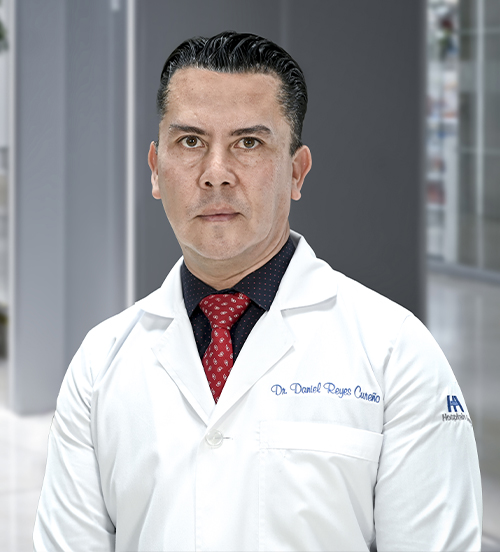 Dr. Daniel Reyes Cureño