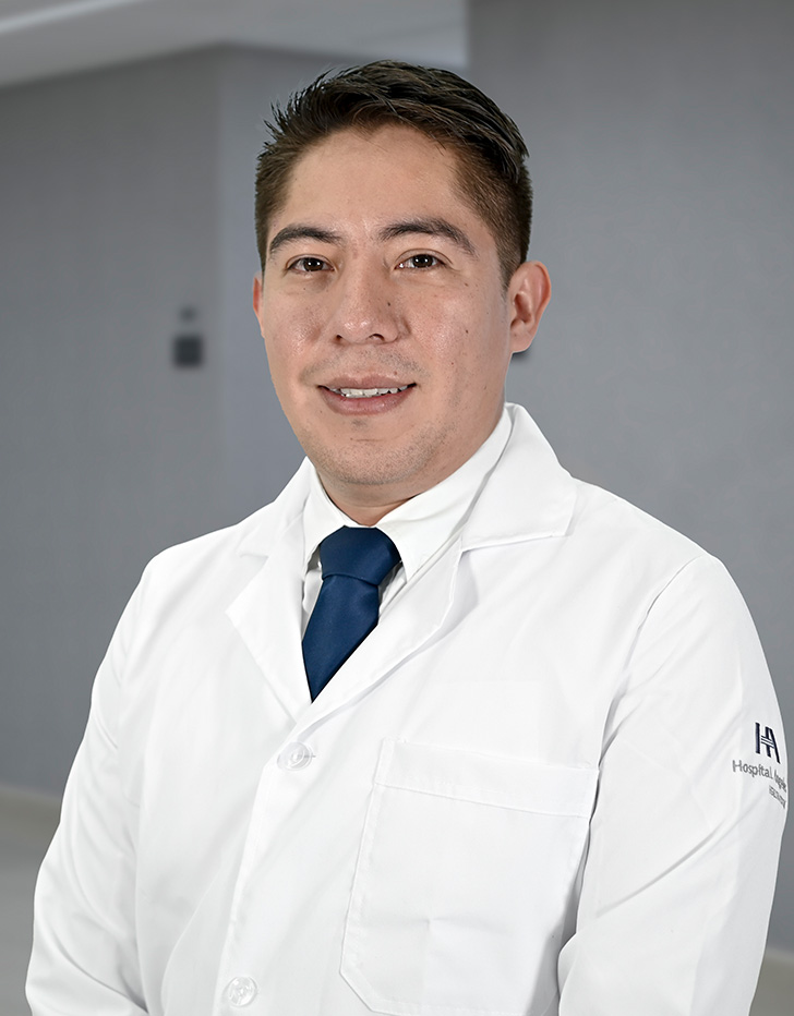 Dr. Edgar Vega Chávez