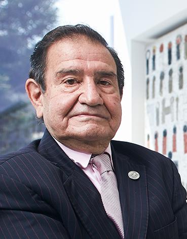 Dr. Eduardo Molina Tellez