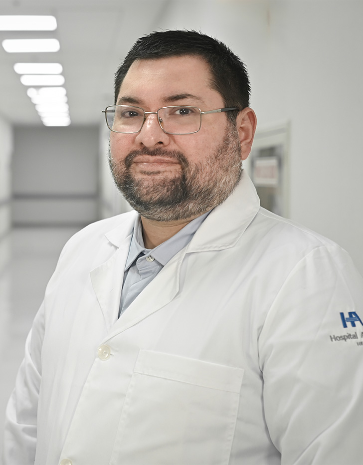 Dr. Edwin Javier Crespo Martínez