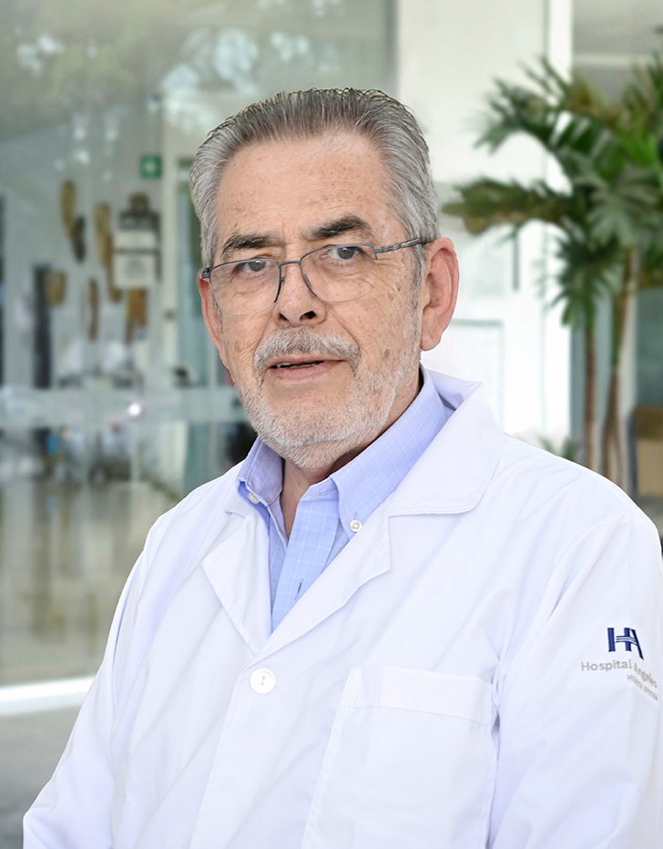 Dr. Enrique Alberto Evia Fuentes