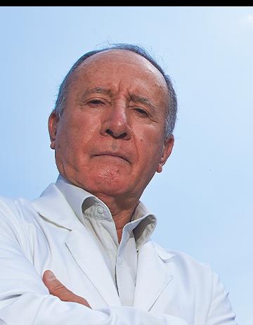 Dr. ENRIQUE ARMANDO CALVO JACOBI