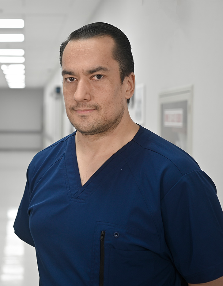 Dr. Fernando Lozano Patiño