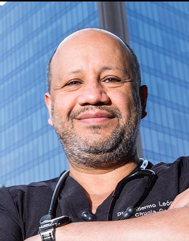 Dr. Guillermo León Merino