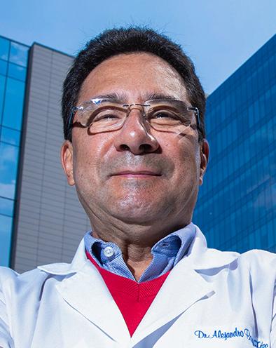 Dr. Alejandro Barquet Fuentes
