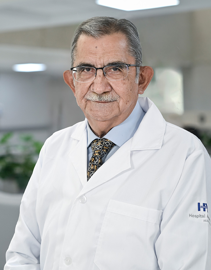 Dr. Juan Carlos Necoechea Alva