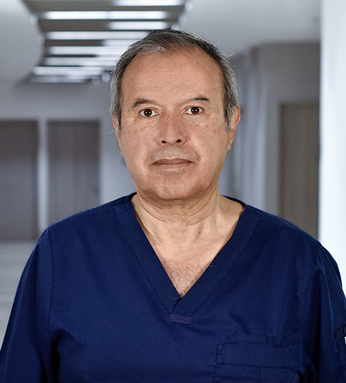 Dr. Mario Barrios Riverón