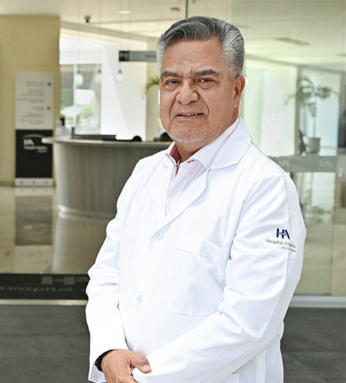 Dr. Mario Caneda Mejía