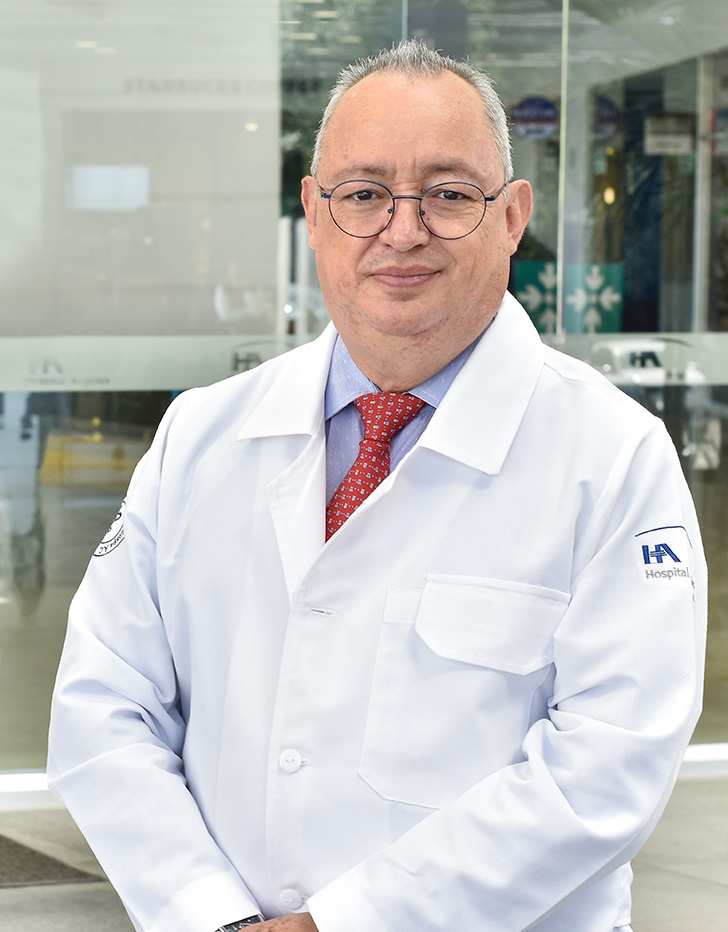 Dr. Martín Tulio Santa Rita Escamilla