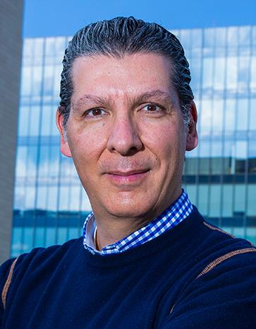 Dr. Mauricio Turati Acosta