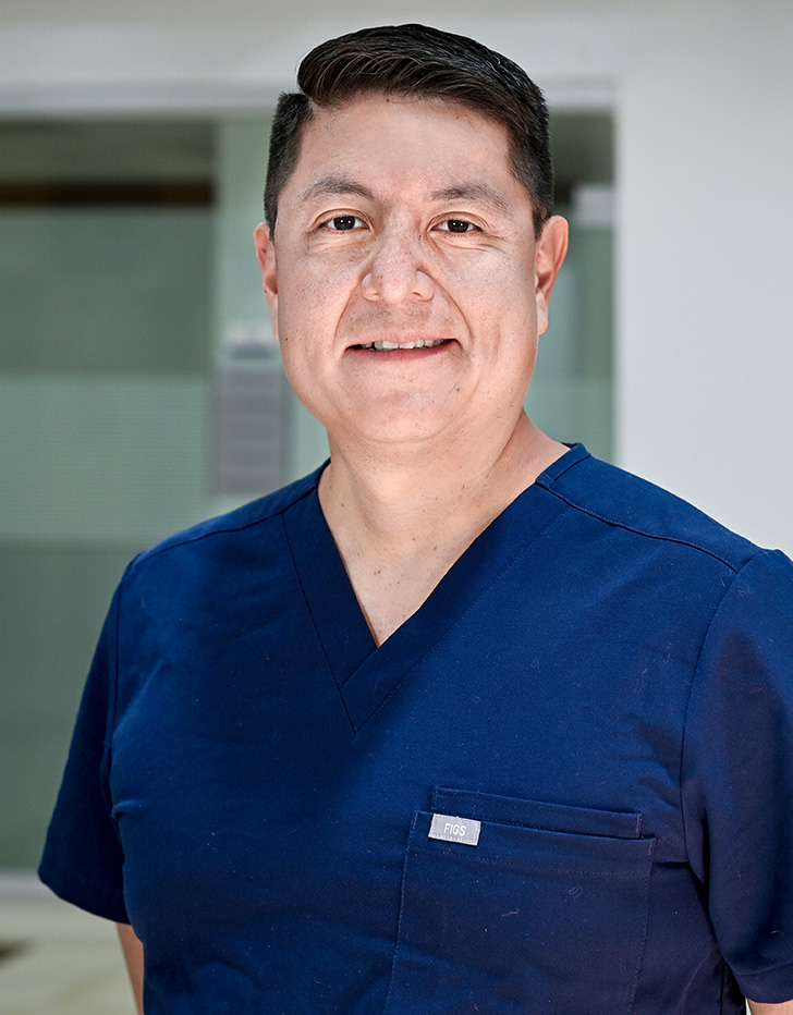 Dr. Omar Abraham Pichardo Uribe
