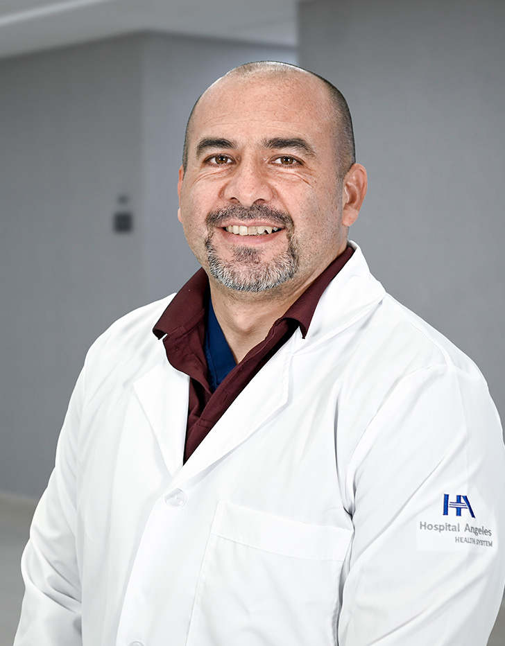 Dr. Oswaldo Cárdenas Gutiérrez