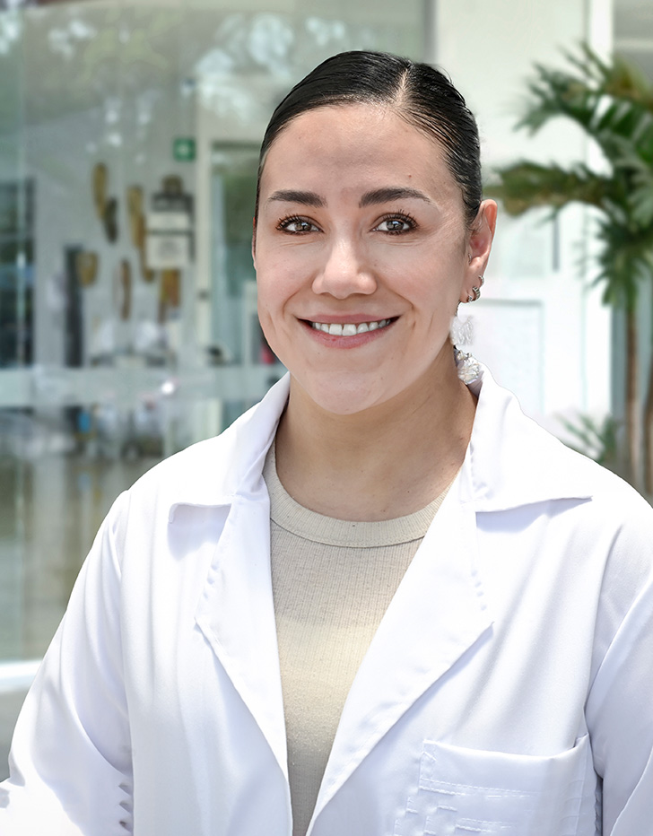 Dra. Paola Flores Gavilán