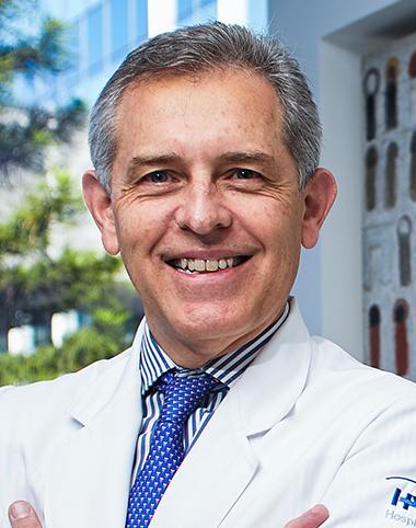 Dr. Raúl Rivera Moscoso