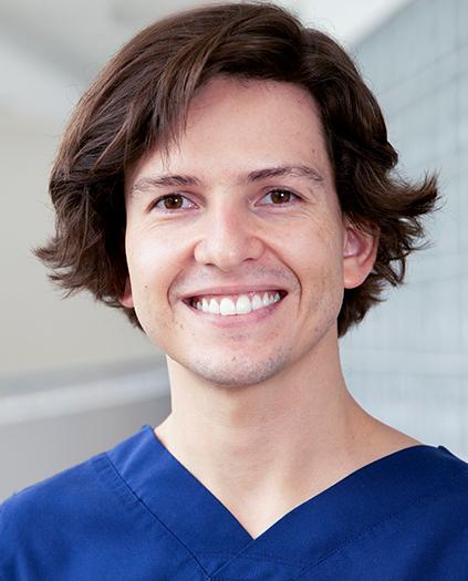 Dr. Ricardo Balanzá López