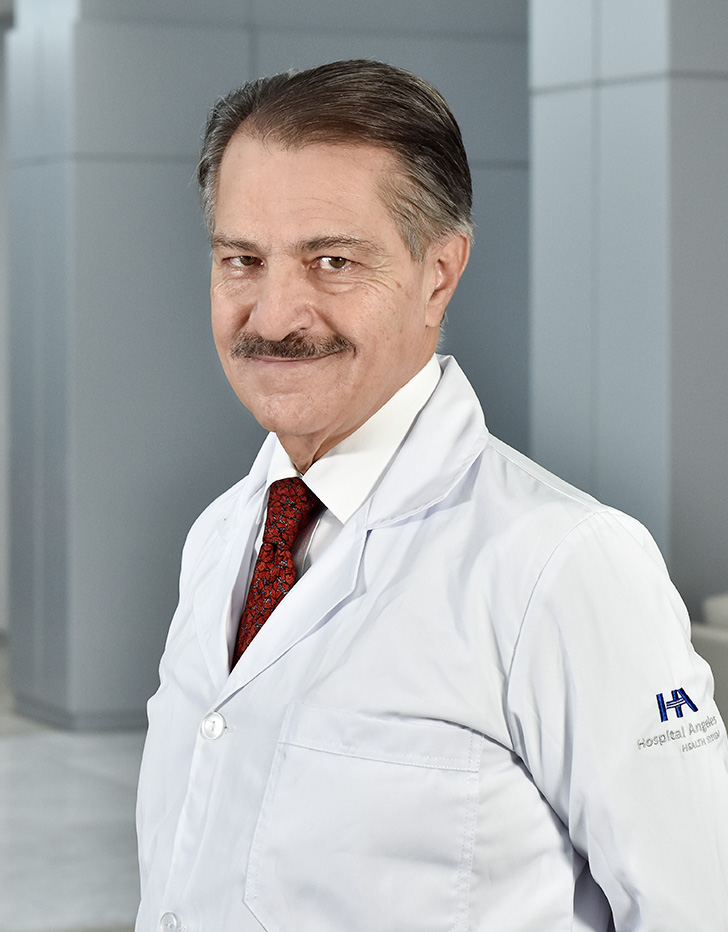 Dr. Ricardo Secin Diep