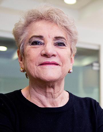 Dra. Rosa Arias Loza
