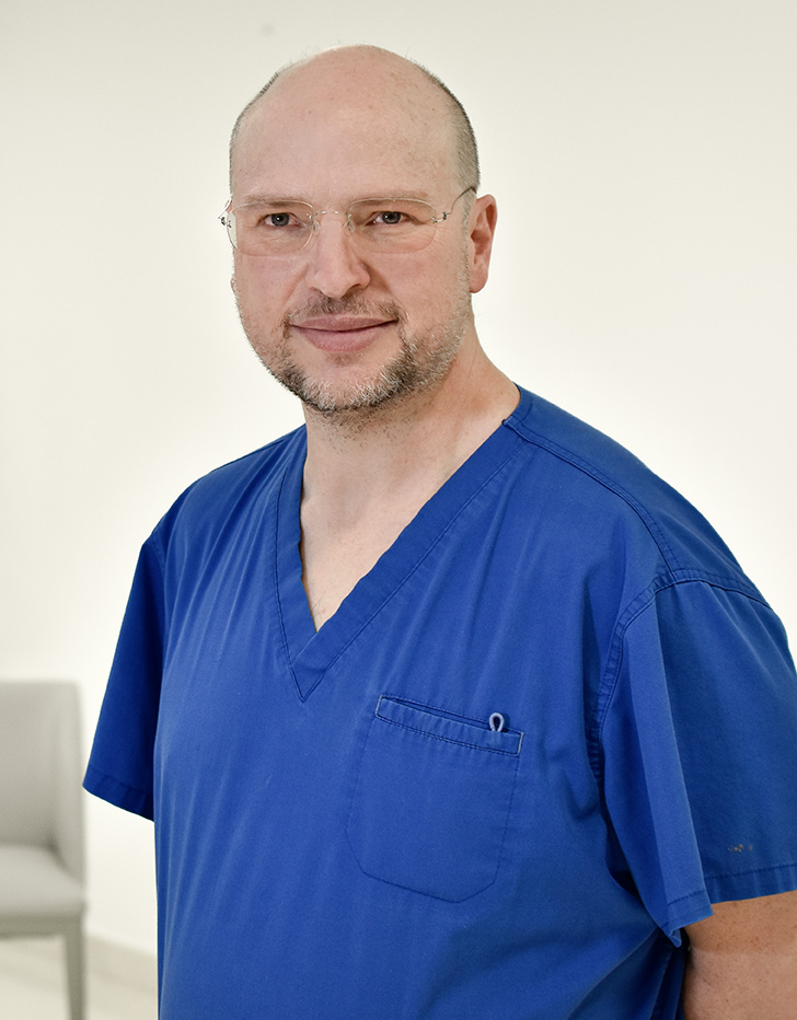 Dr. Rubén Nerubay Toiber