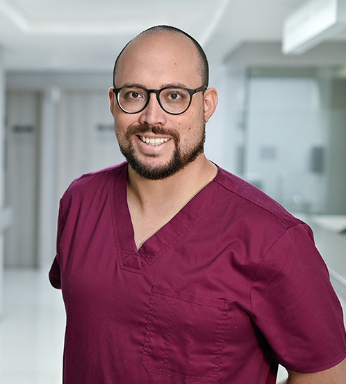 Dr. Samuel Govea Peláez