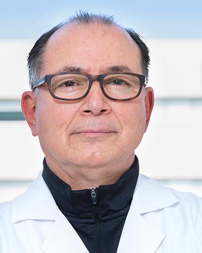 Dr. Víctor Guibovich Sparrow