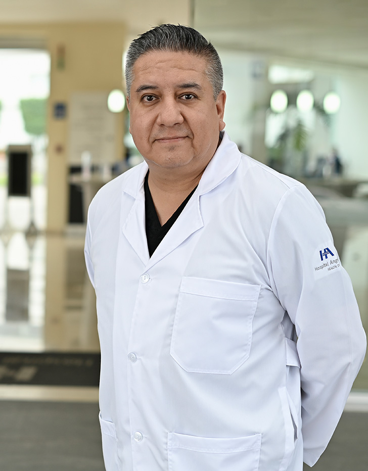 Dr. Víctor Manuel García González