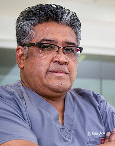 Dr. Walter Adolfo Querevalú Murillo